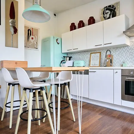 Particuler - T2 - Contemporain Apartmán *