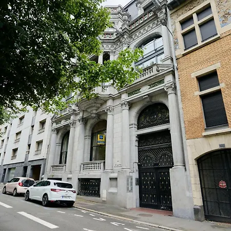 Particuler - T2 - Contemporain La Madeleine (Nord)